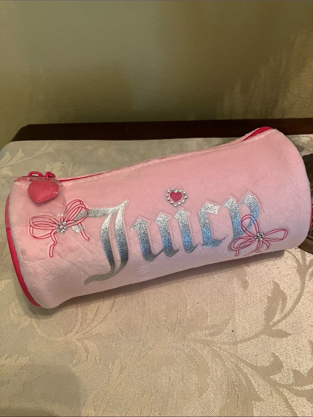 🎀Juicy Couture velour bling barrel bag cosmetics bag makeup case NWT